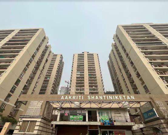 2 BHK Flat In Rani Aakriti Shantiniketan For Sale  In Sector 143