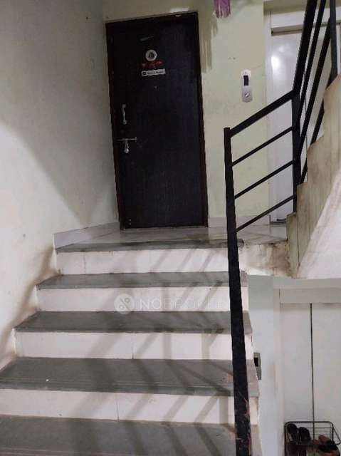 2 BHK Flat In Ratnashilp Apartment for Rent  In Bhugaon