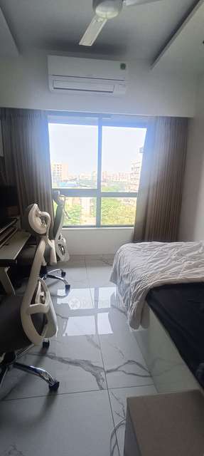 2 BHK Flat In Range View For Sale  In Santacruz East