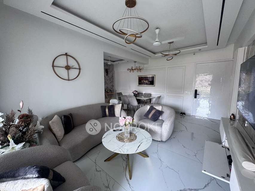 2 BHK Flat In Range View For Sale  In Santacruz East