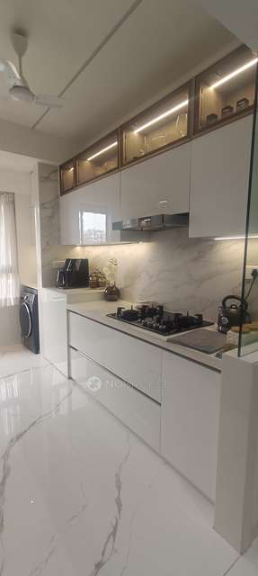 2 BHK Flat In Range View For Sale  In Santacruz East