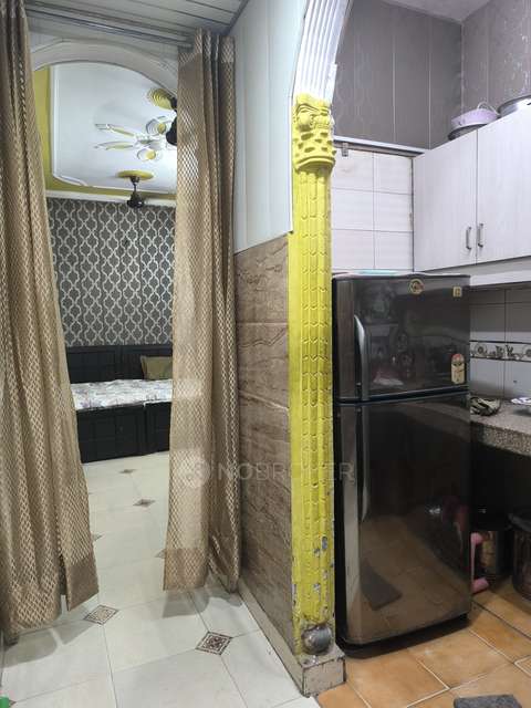 1 RK House for Rent  In Janakpuri