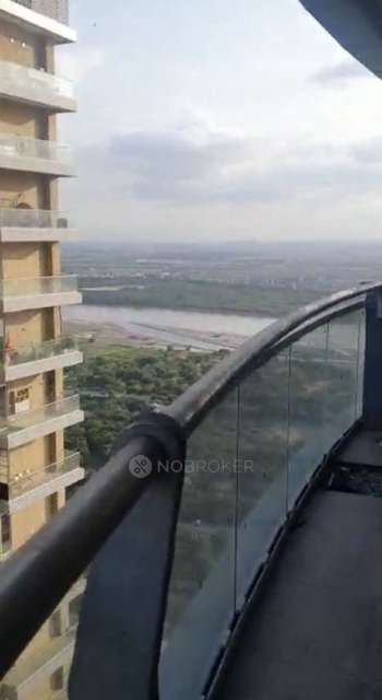 2 BHK Flat In Supertech Supernova Spira Suites For Sale  In Sector-94