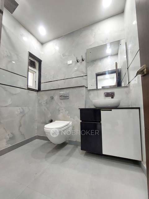 3 BHK Flat In 54, Taj Apartment, Rohini Sector 15 For Sale  In Taj Apartments