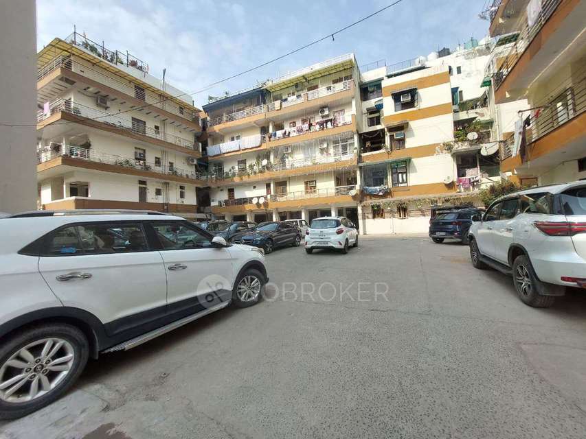 3 BHK Flat In 54, Taj Apartment, Rohini Sector 15 For Sale  In Taj Apartments