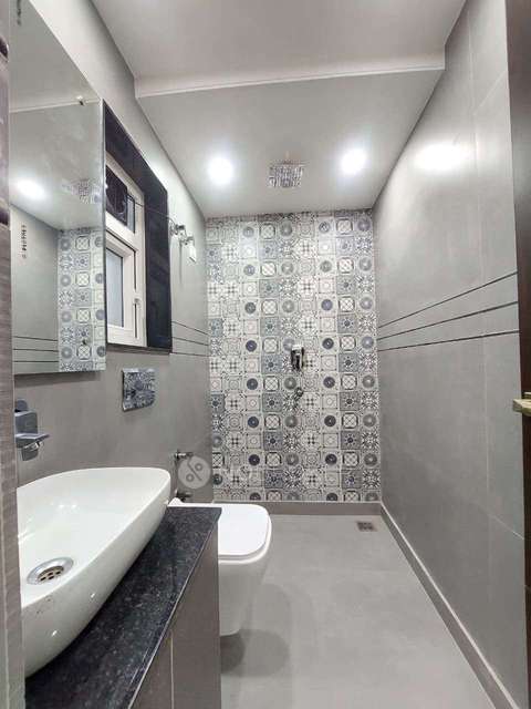 3 BHK Flat In 54, Taj Apartment, Rohini Sector 15 For Sale  In Taj Apartments