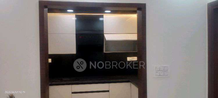 3 BHK Flat In 54, Taj Apartment, Rohini Sector 15 For Sale  In Taj Apartments