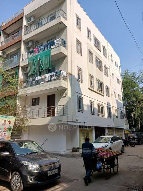 2 BHK Flat In Ramesh Nagar for Rent  In Ramesh Nagar