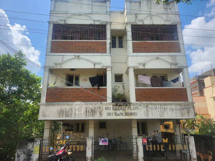 2 BHK Flat In Sri Balaji Flats, Varadharajapuram For Sale  In W396+6p3