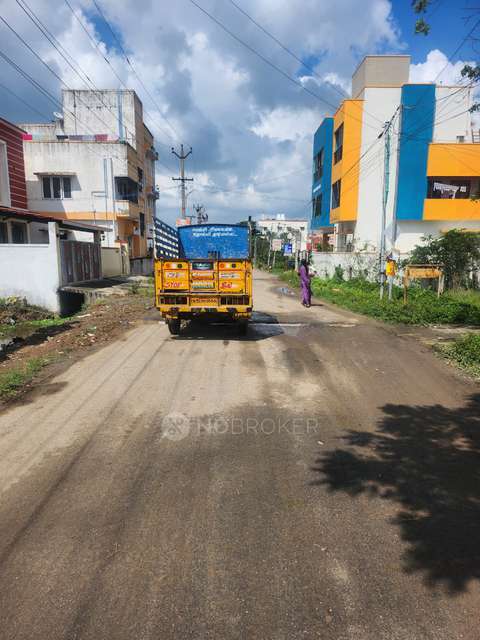 2 BHK Flat In Sri Balaji Flats, Varadharajapuram For Sale  In W396+6p3