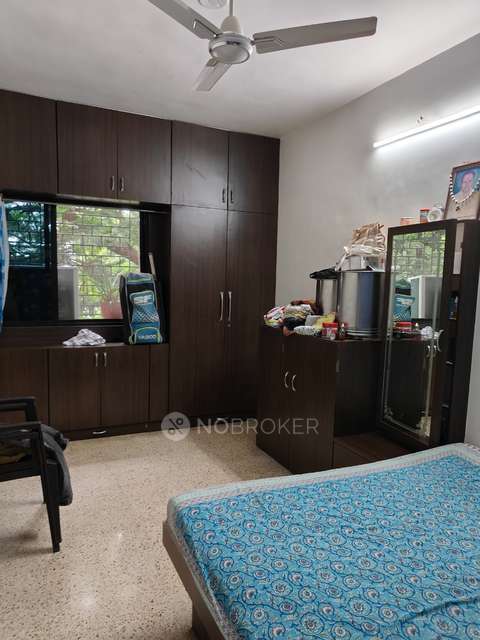 2 BHK Flat In Pranjal Apartment For Sale  In Gultekadi