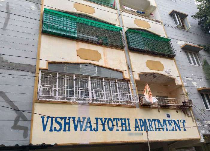 2 BHK Flat In Viswa Jyothi Aparments for Rent  In Begumpet