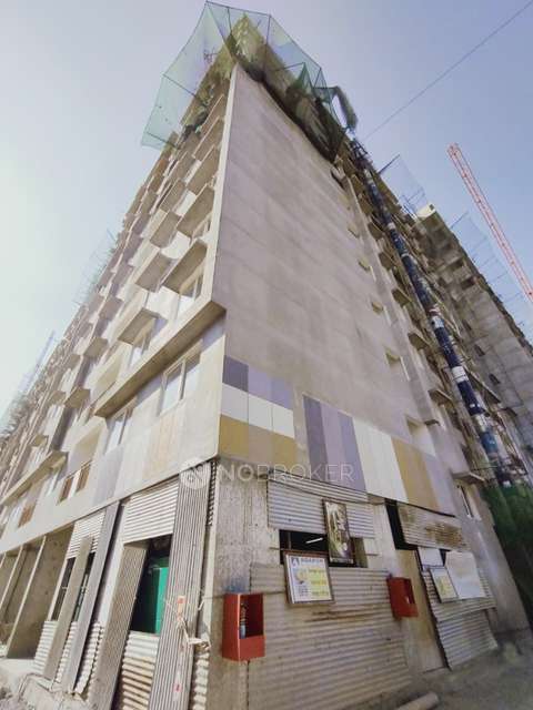 2 BHK Flat In Adarsh Palm Retreat Mayberry, Bellandur For Sale  In Bellandur