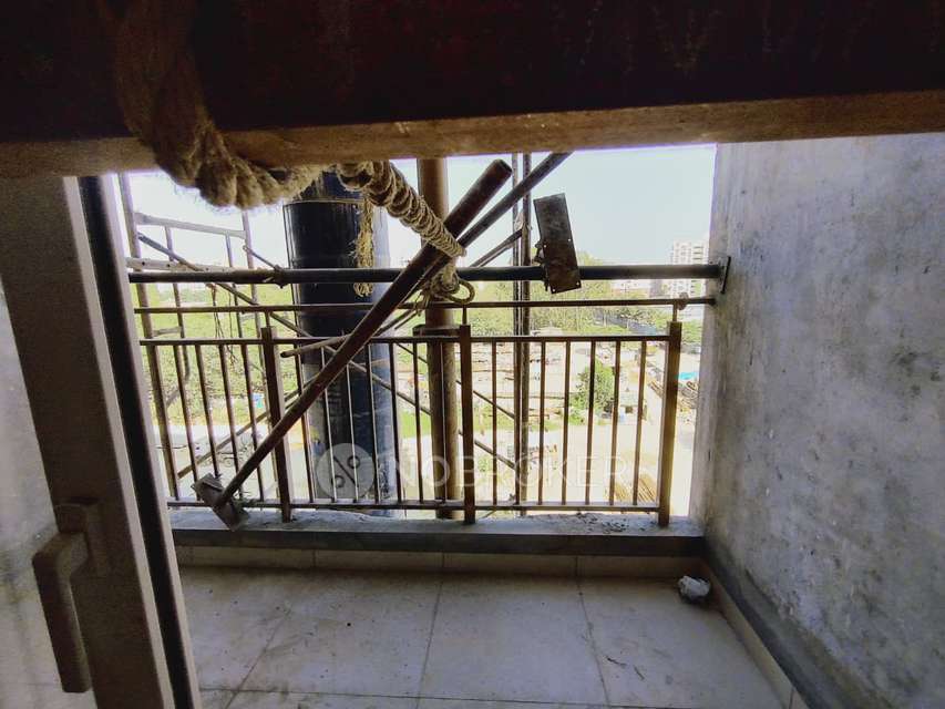 2 BHK Flat In Adarsh Palm Retreat Mayberry, Bellandur For Sale  In Bellandur