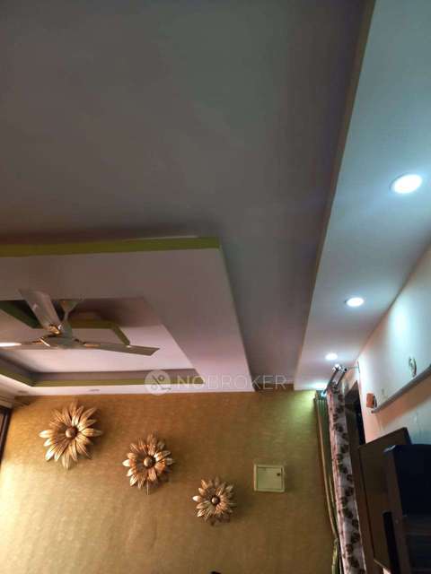 2 BHK Flat In Signature Tower For Sale  In Shatabdi Puram