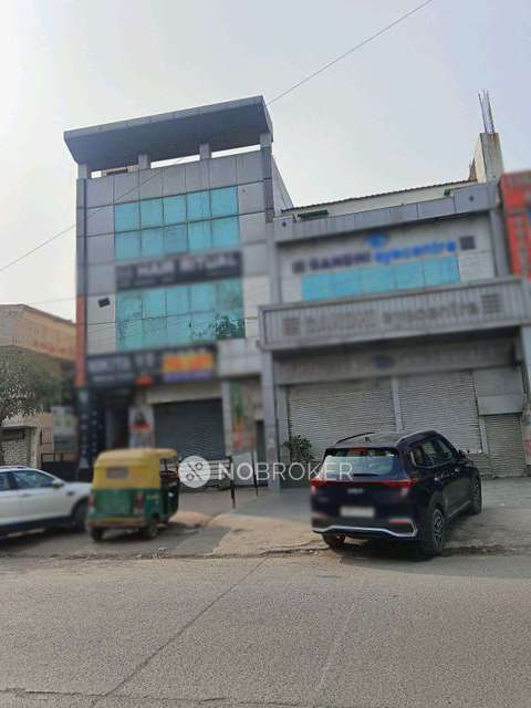 Shop in Sector 10, Faridabad for Rent 