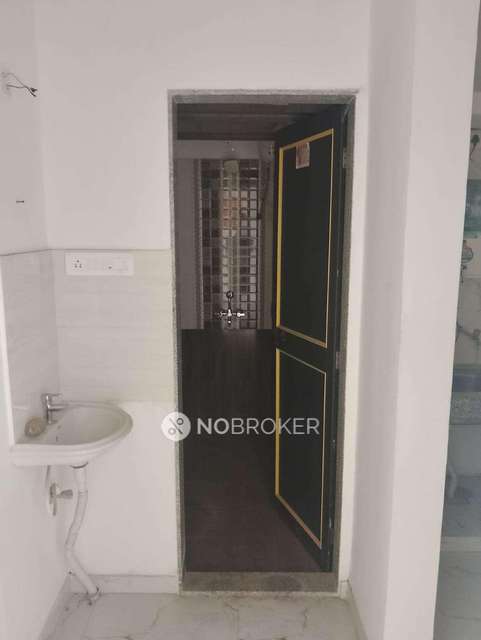 1 BHK Flat In Urvashi Urvashi Building For Sale  In Mokarwadi