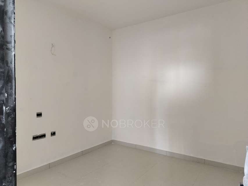 3 BHK Flat In Candeur Crescent For Sale  In Lingampally