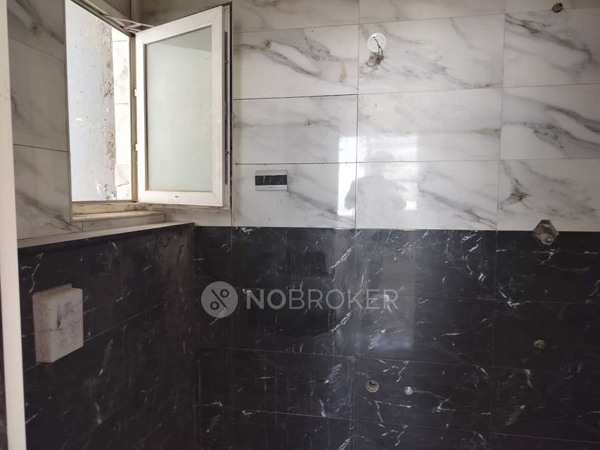 3 BHK Flat In Candeur Crescent For Sale  In Lingampally