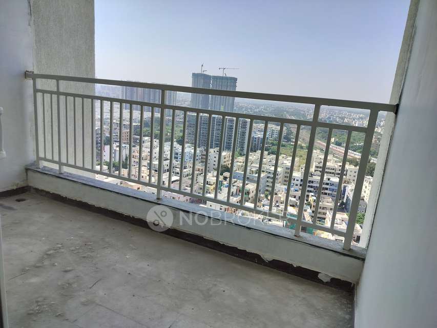 3 BHK Flat In Candeur Crescent For Sale  In Lingampally