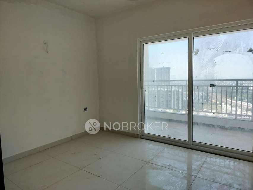 3 BHK Flat In Candeur Crescent For Sale  In Lingampally