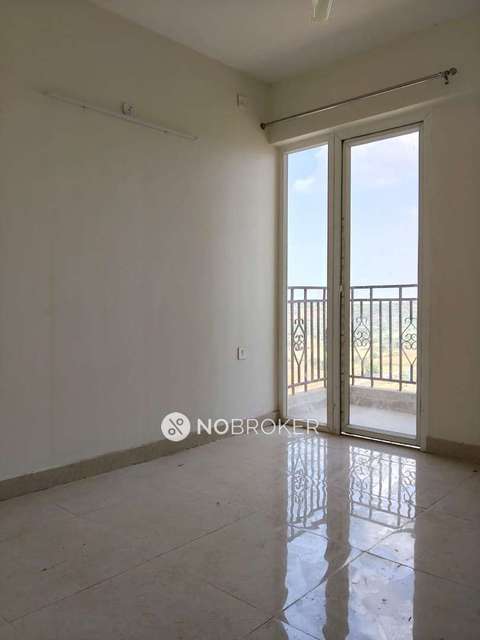 3 BHK Flat In Signature Global Golf Greens For Sale  In Sector 79