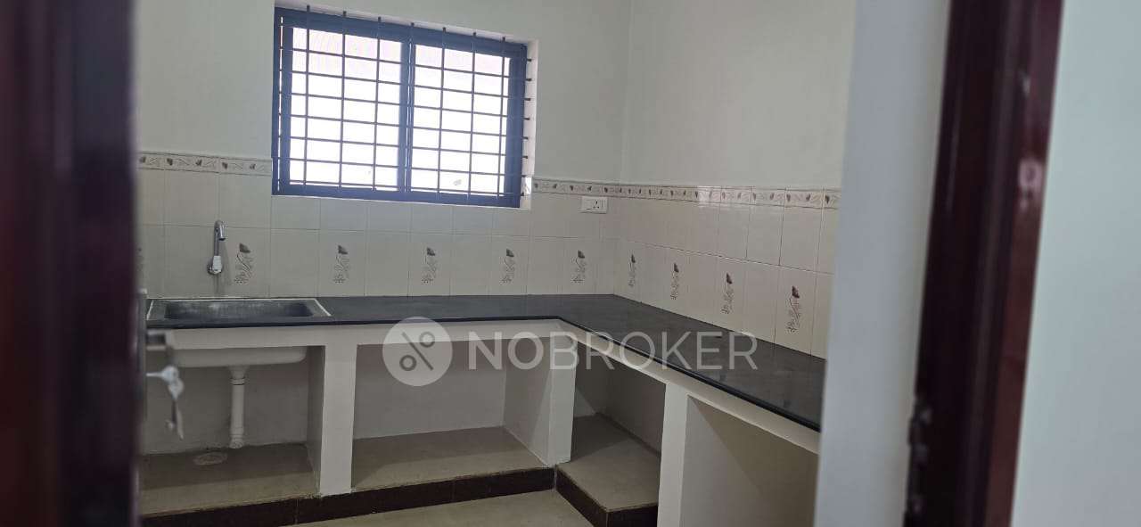 2 BHK Flat In Medavakkam Sairam Nagar, Medavakkam For Sale  In New Prince Bhavani Art. Collage