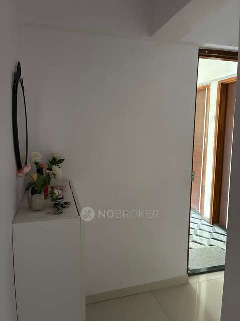 1 BHK Flat In Sm And Happy Home Tulsidham Chs For Sale  In Vile Parle West