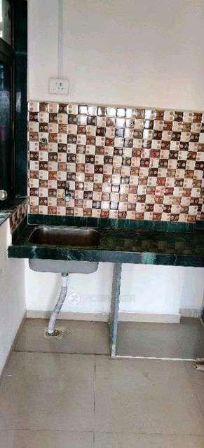 1 BHK Flat In Guru Kripa Society For Sale  In Ghatkopar East