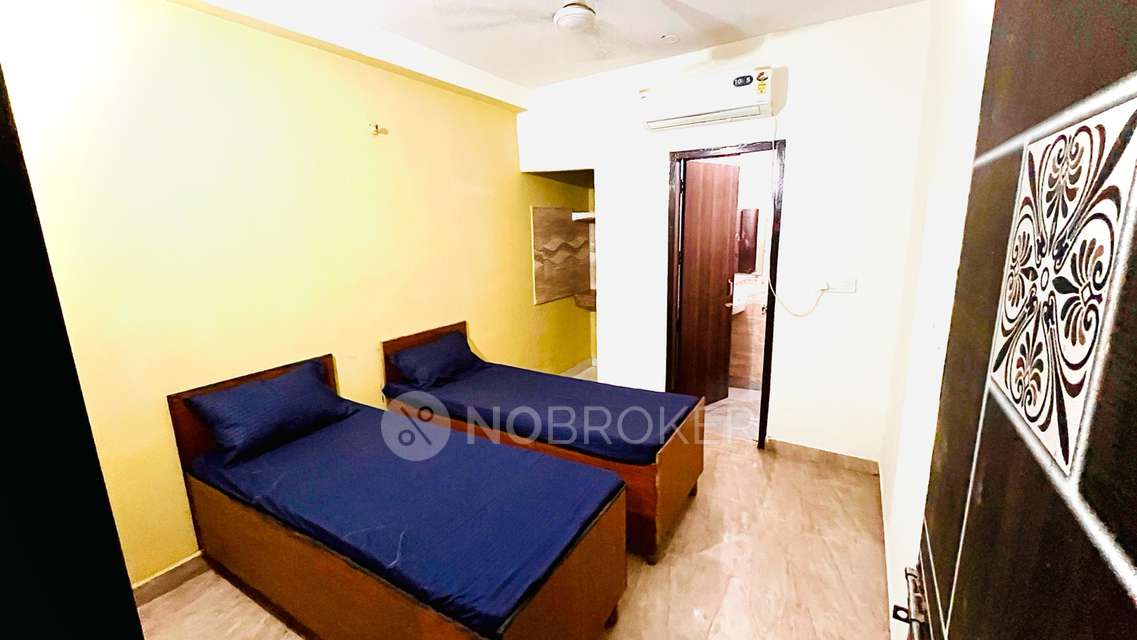 PG for Anyone in Sector 18