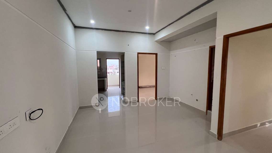 2 BHK Flat In Vani Homes for Rent  In Korattur