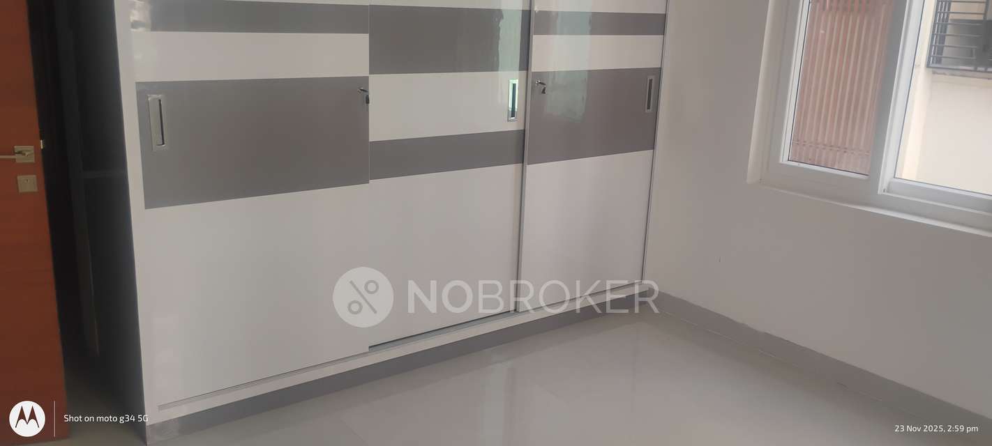 3 BHK Flat In Sr Keerthi Elite Residency for Rent  In 98vr+8f6, Golden Mile Rd, Power Welfare Society, Kokapet, Narsingi, Hyderabad, Telangana 500075, India