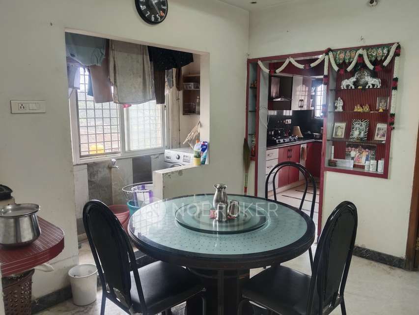 Showroom in Koyambedu, Chennai for Rent