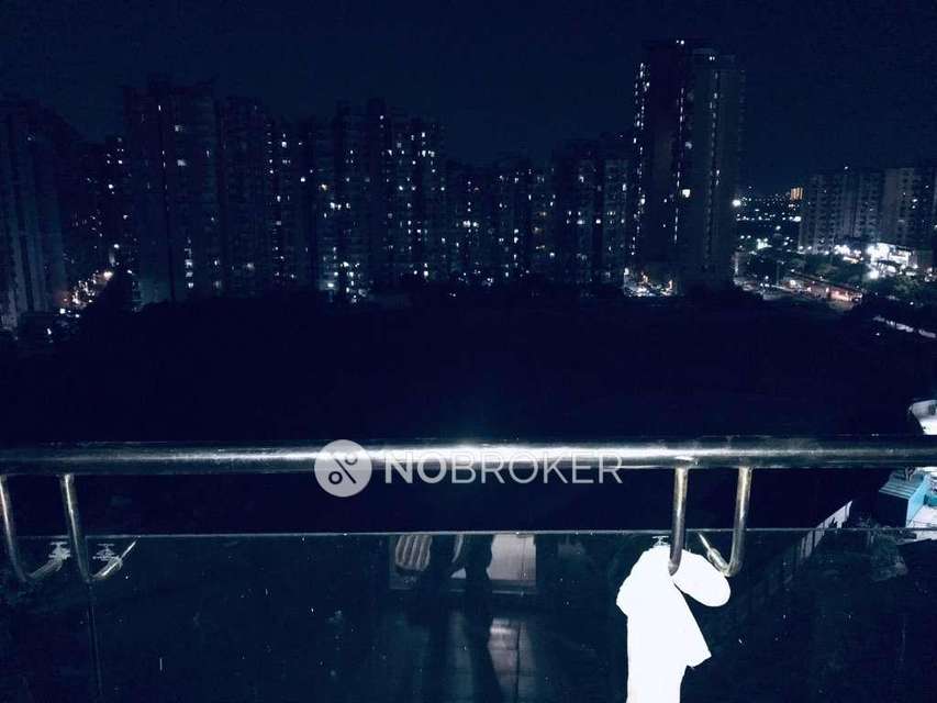 1 RK Flat In Supertech North Eye For Sale  In Sector 74