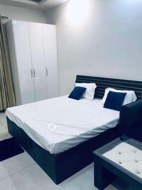 1 RK Flat In Supertech North Eye For Sale  In Sector 74