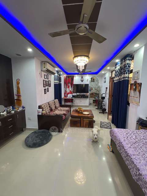 2 BHK Flat In Satyam Apartment  For Sale  In Mehrauli