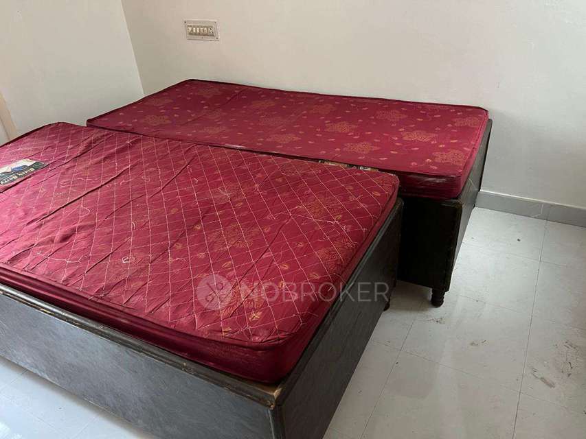 Single Room for Male In 4 BHK  In Hsr Layout