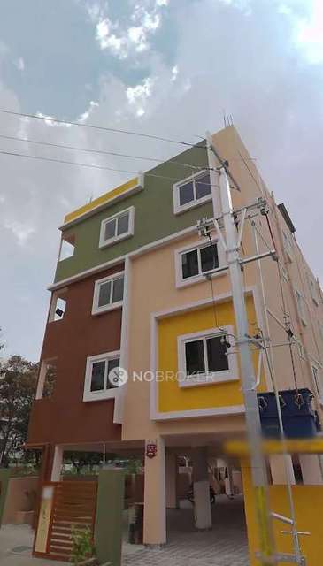 2 BHK Flat In S L Ganapathi Towers for Rent  In Moosapet
