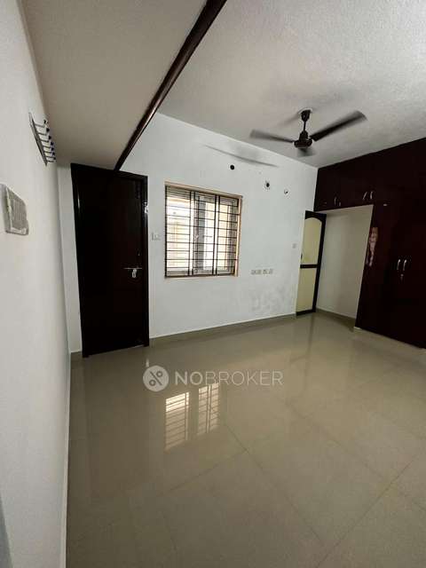 3 BHK Flat In Visalatchi Enclave For Sale  In Pallikaranai