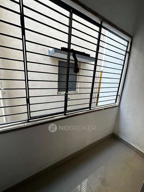 3 BHK Flat In Visalatchi Enclave For Sale  In Pallikaranai