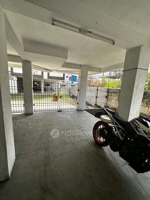 3 BHK Flat In Visalatchi Enclave For Sale  In Pallikaranai