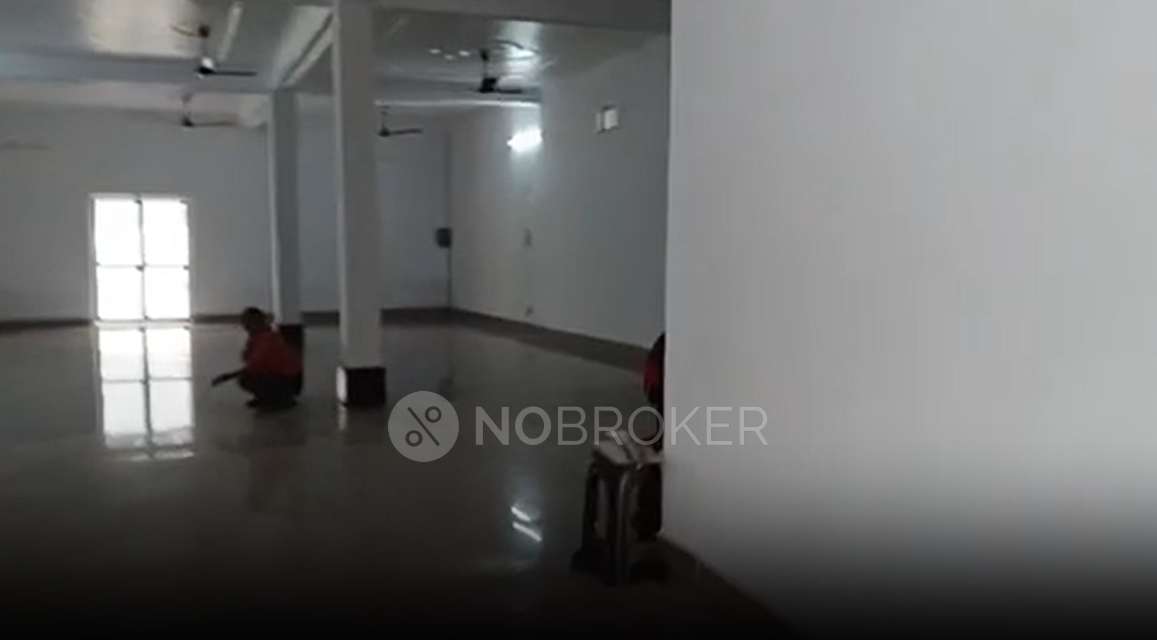 Showroom in Yusufpur Chak Saberi, Noida for Rent 