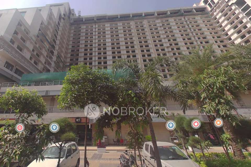 Shop in Alpha Ii, Greater Noida for Rent 