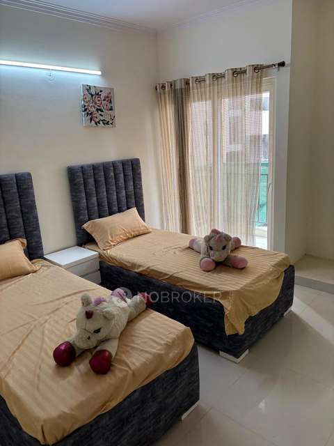 3 BHK Flat In Amrapali Verona Heights For Sale  In Techzone 4