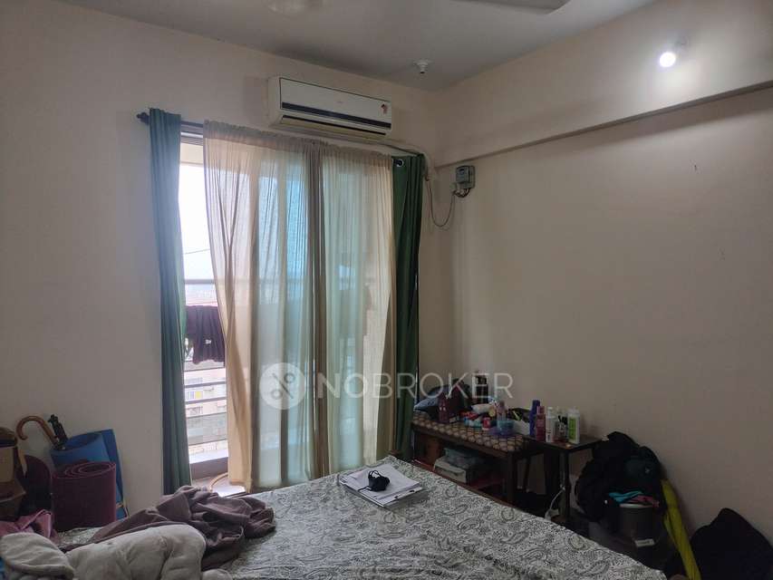 2 BHK Flat In Joy Valencia For Sale  In Jogeshwari East