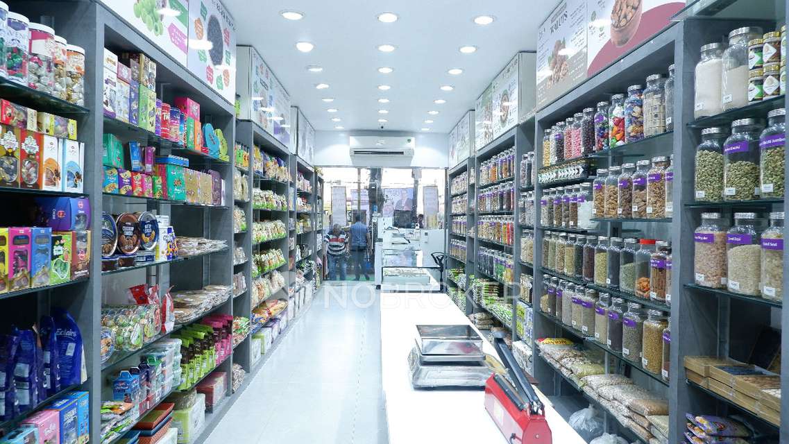 Showroom in Andheri West, Mumbai for Rent 