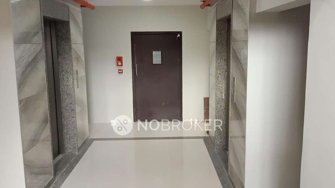 2 BHK Flat In Kumar Princetown Towers For Sale  In Undri