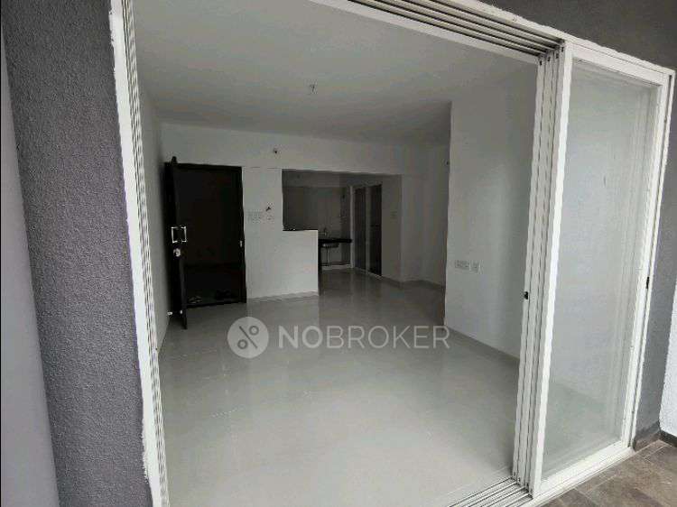 2 BHK Flat In Rama Krystal One For Sale  In Krystal One