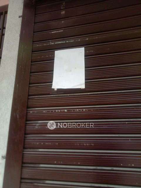 Shop in Sector 8 Dwarka, Delhi for Rent 