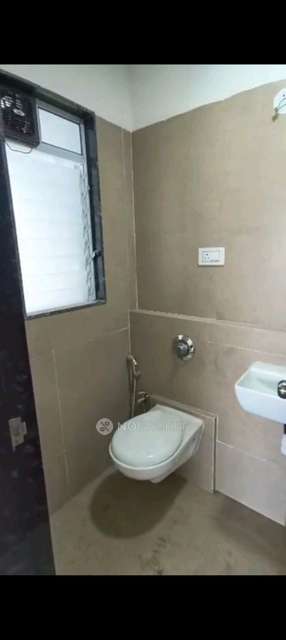 2 BHK Flat In Madhuban , Goregaon For Sale  In Madhuban Building